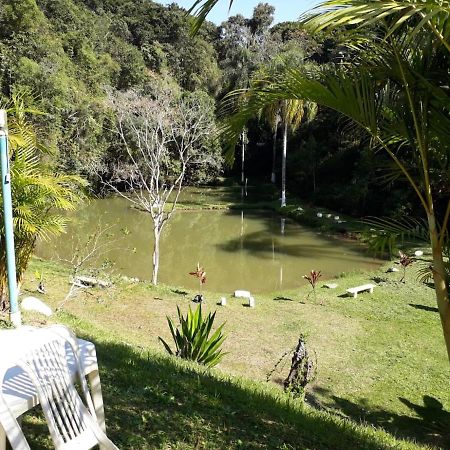 Sitio Saramandaia Villa Juquitiba Kültér fotó